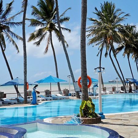Sai Rock Beach Hotel&Spa Bamburi Exterior foto
