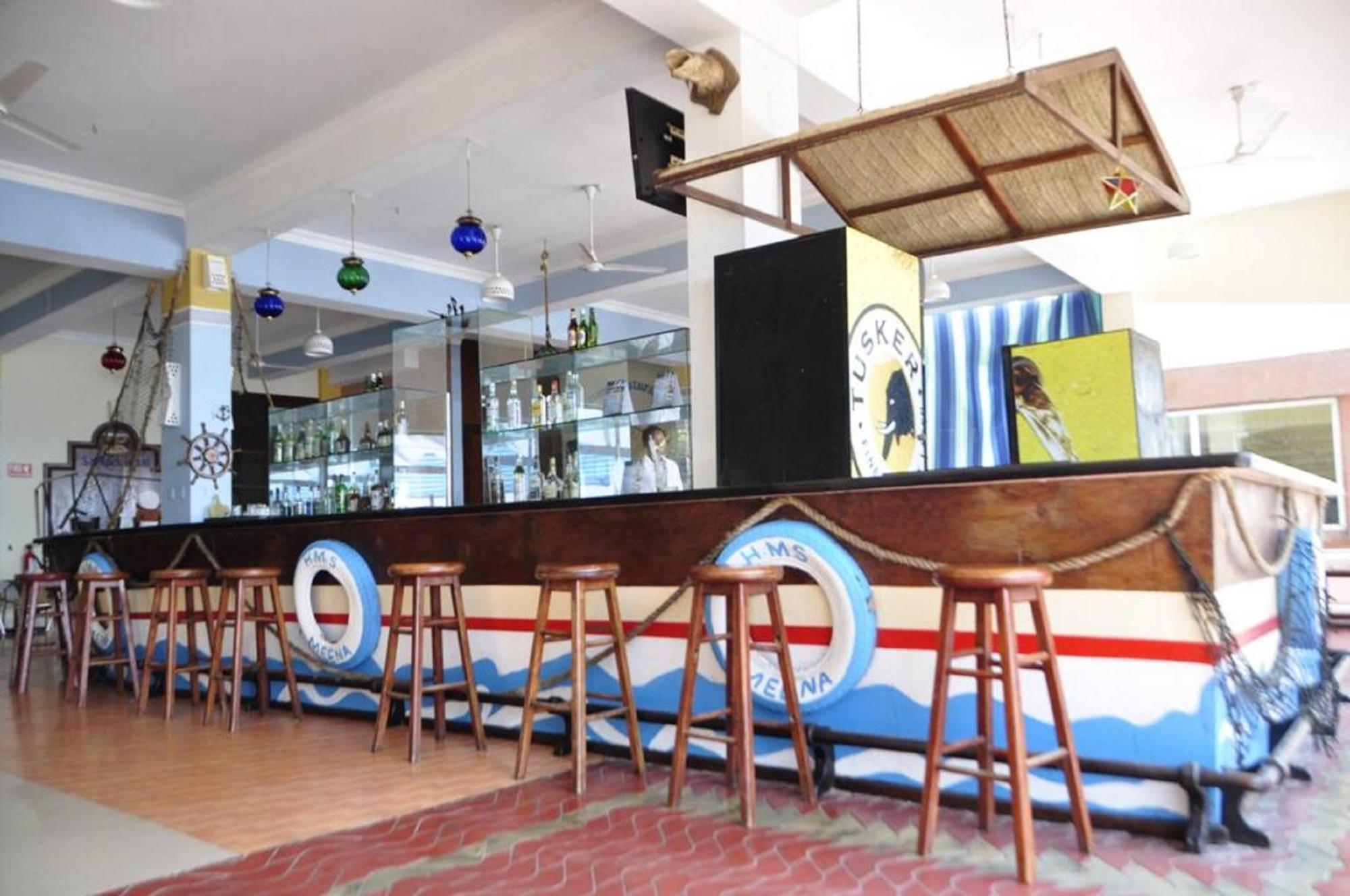 Sai Rock Beach Hotel&Spa Bamburi Exterior foto
