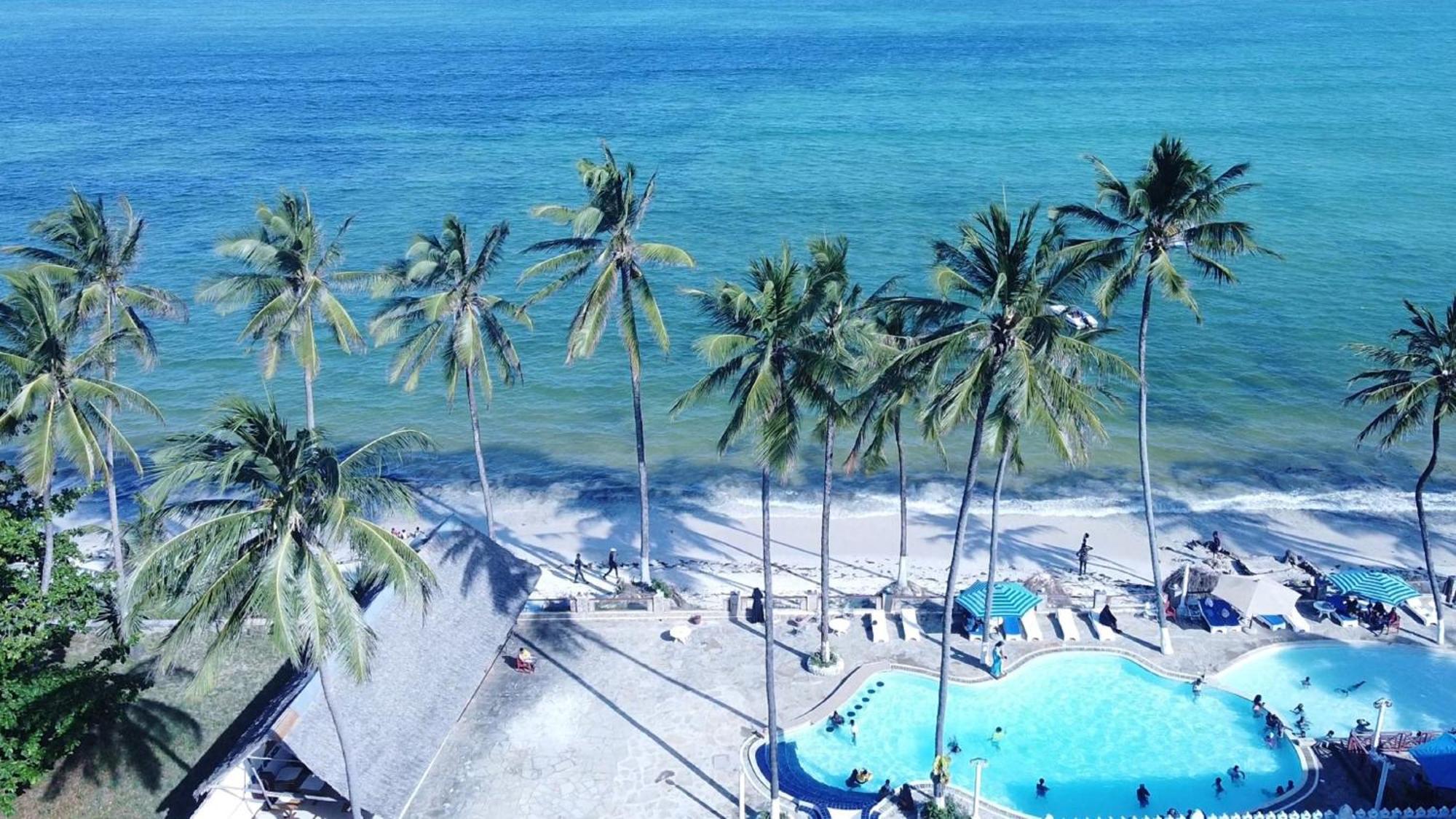 Sai Rock Beach Hotel&Spa Bamburi Exterior foto