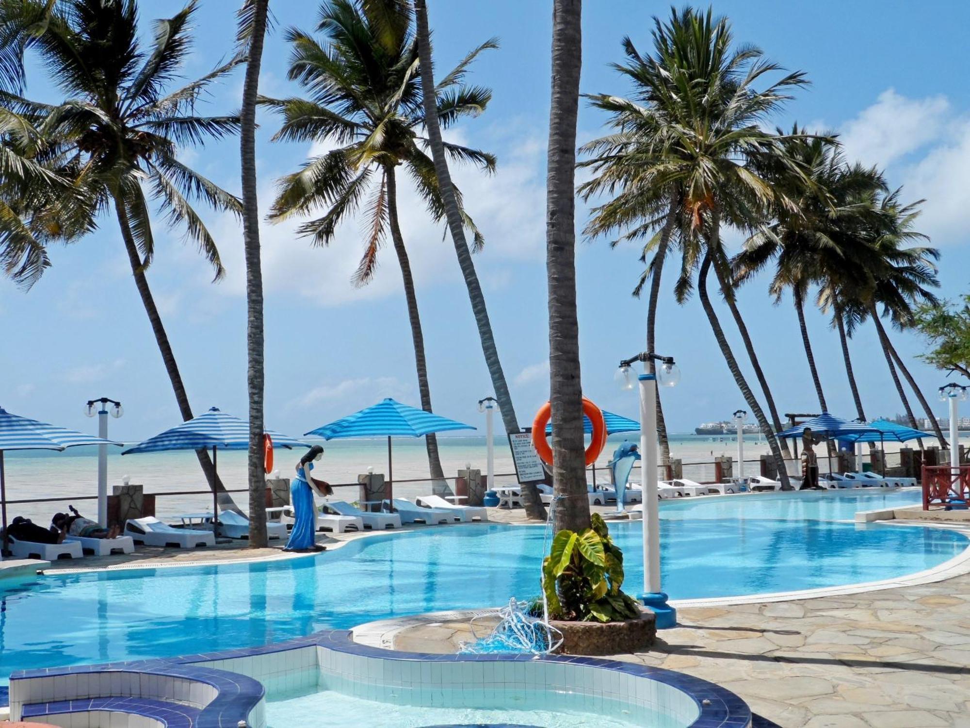 Sai Rock Beach Hotel&Spa Bamburi Exterior foto